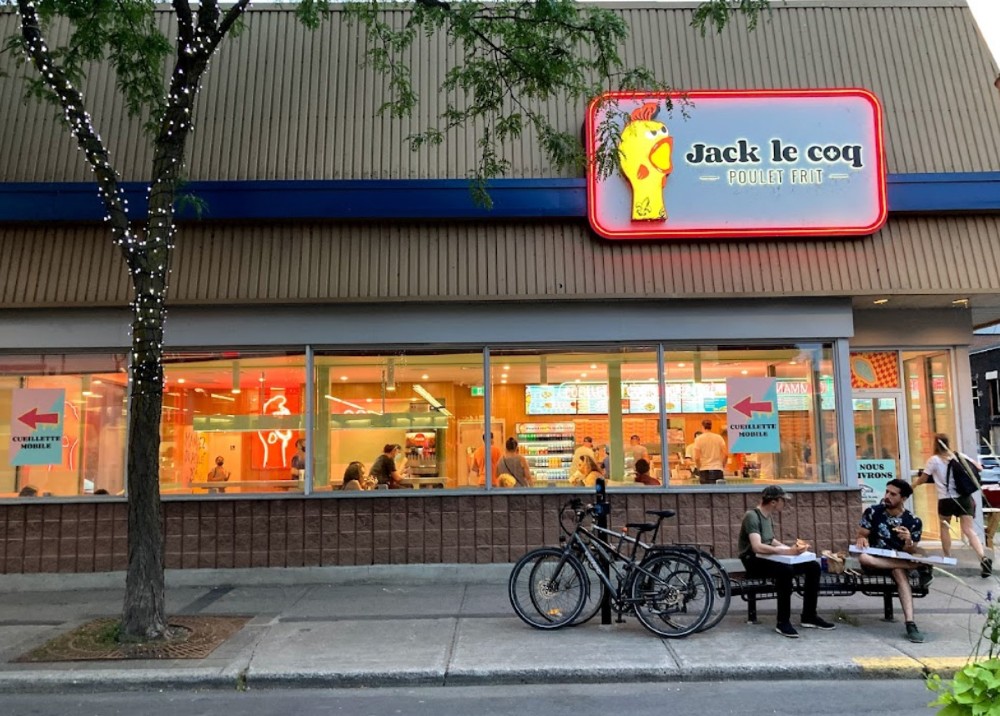 Exterior view of Jack le Coq restaurant in Verdun